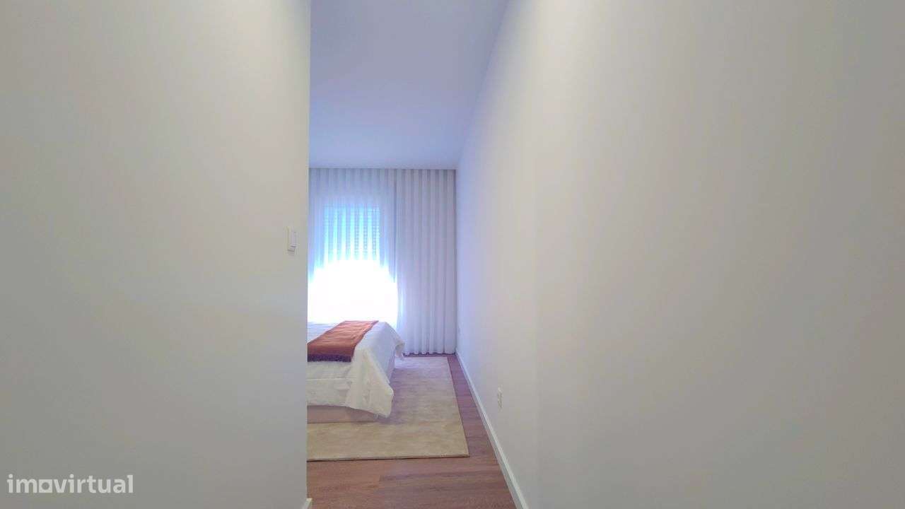 T3 semi-novo, totalmente equipado + lugar de garagem-17