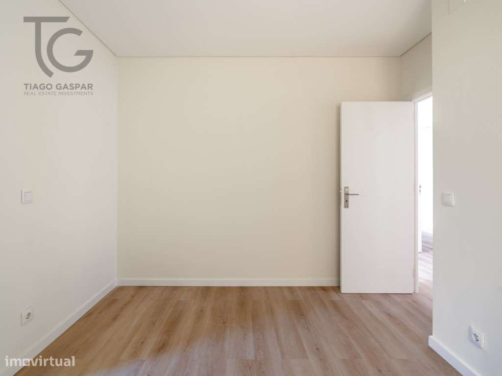 T3 Totalmente Renovado a 5 min a pé da CP Queluz-9