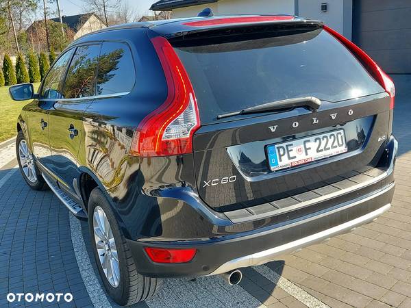 Volvo XC 60 2.4D AWD Summum - 8