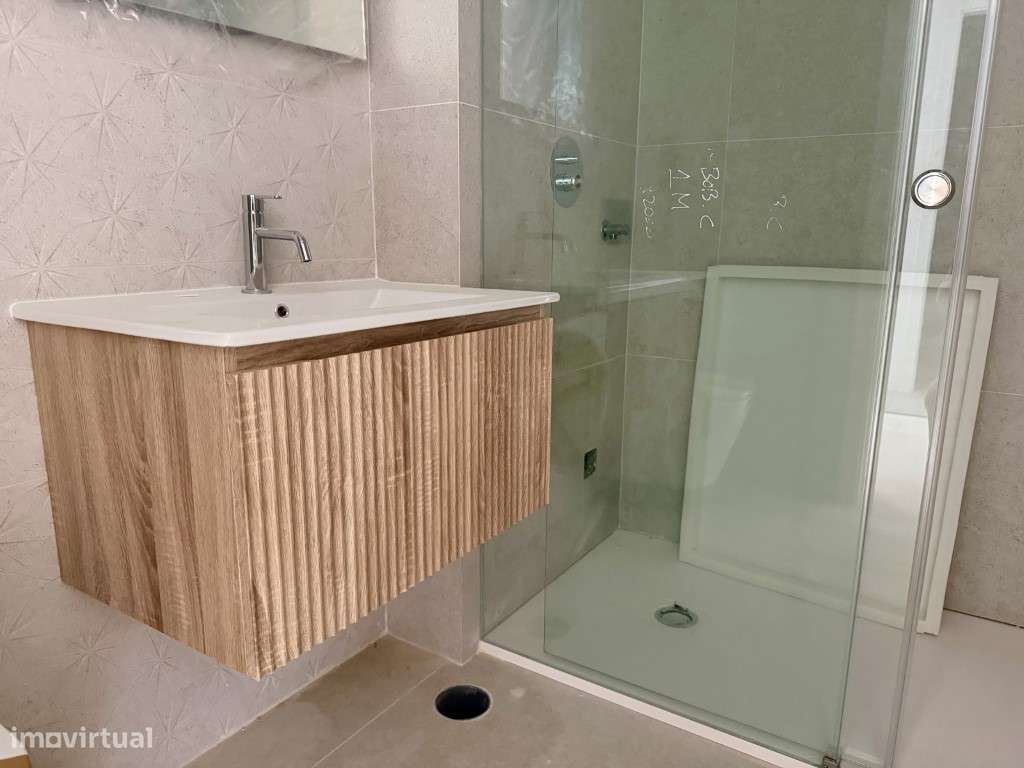 Apartamento Duplex T3 com Openspace de 73 m2 e Garagem-15