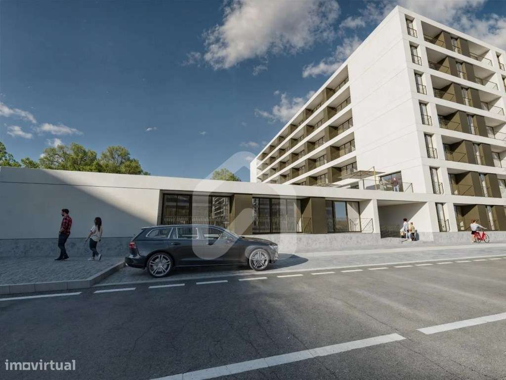 Apartamento T2 com terraço, no Parque Sinçães-7