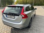 Volvo V60 D3 Kinetic - 4