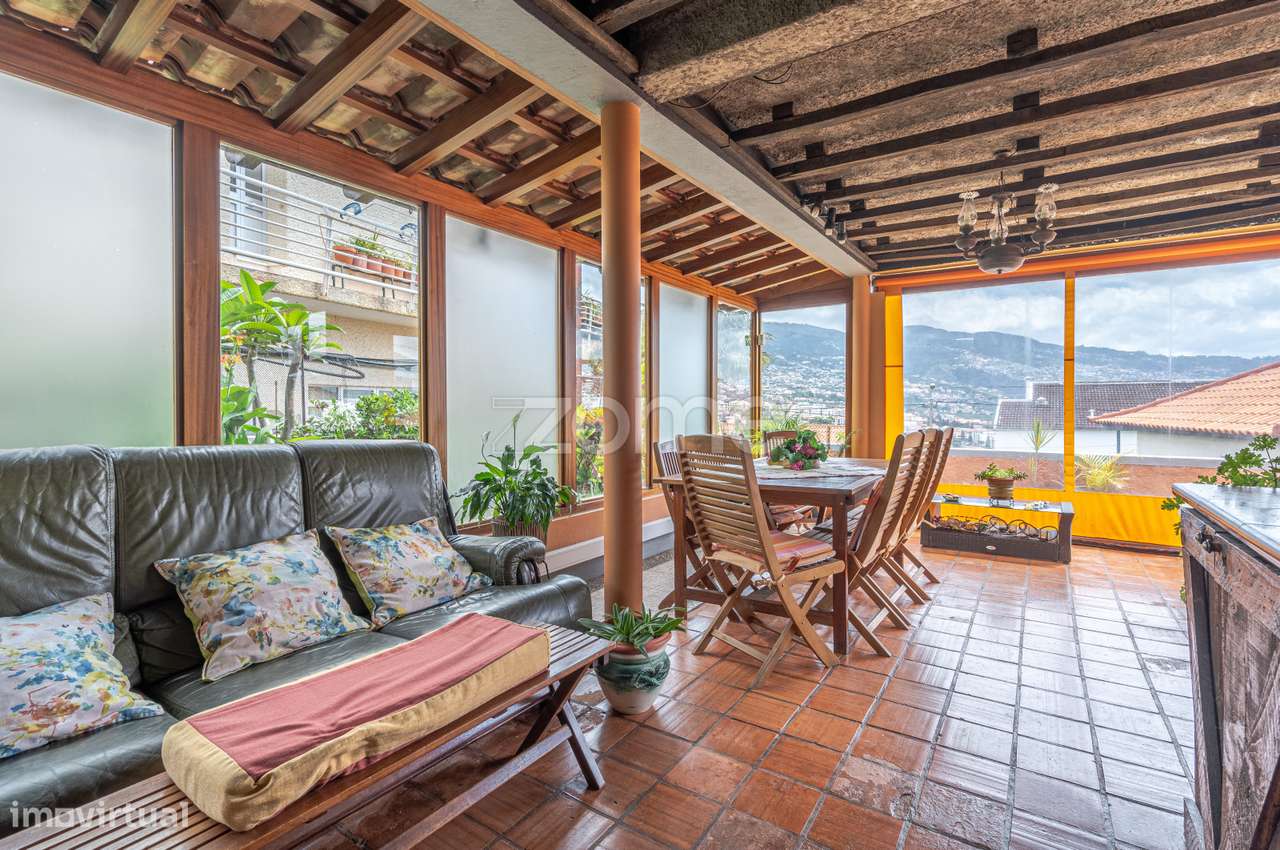 Moradia T5 em São Martinho, Funchal-8