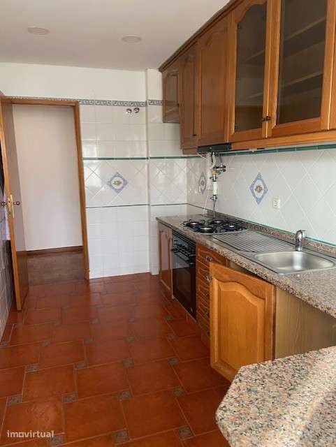 Excelente t3 na Cruz de Pau, Amora - Grande imagem: 2/19