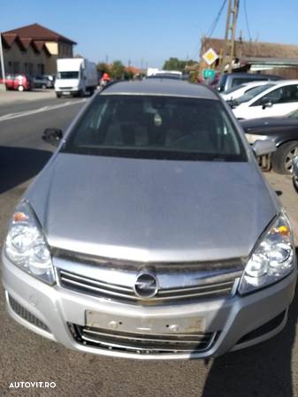 Dezmembram Opel Astra G an 2006, 1.7 - 2