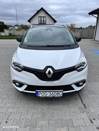 Renault Grand Scenic - 8