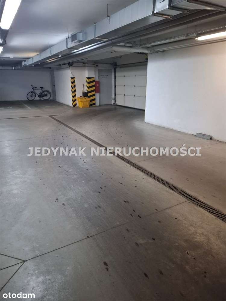Garaż, Bydgoszcz-4