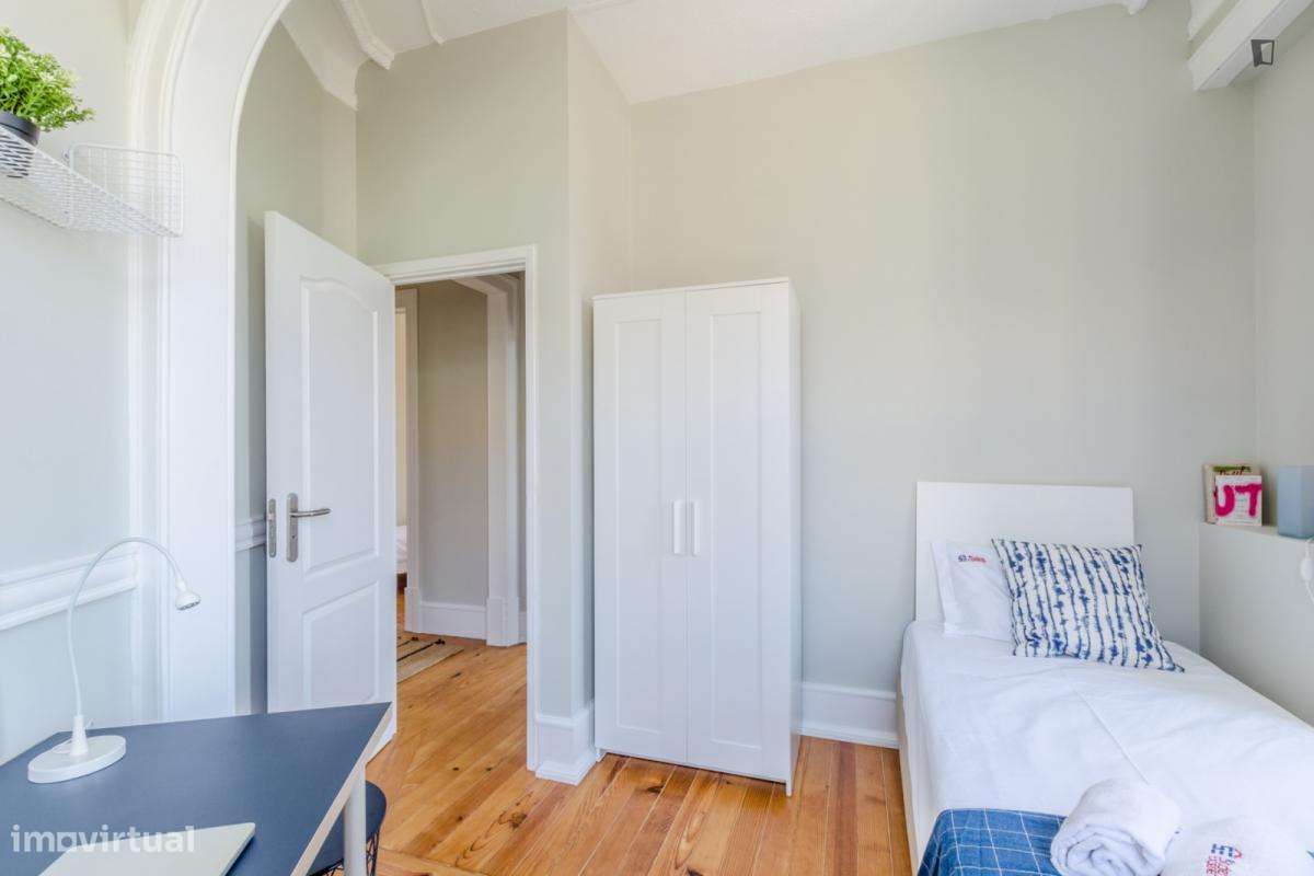 Quarto - localizado em Arroios Lisbon - Grande imagem: 3/19