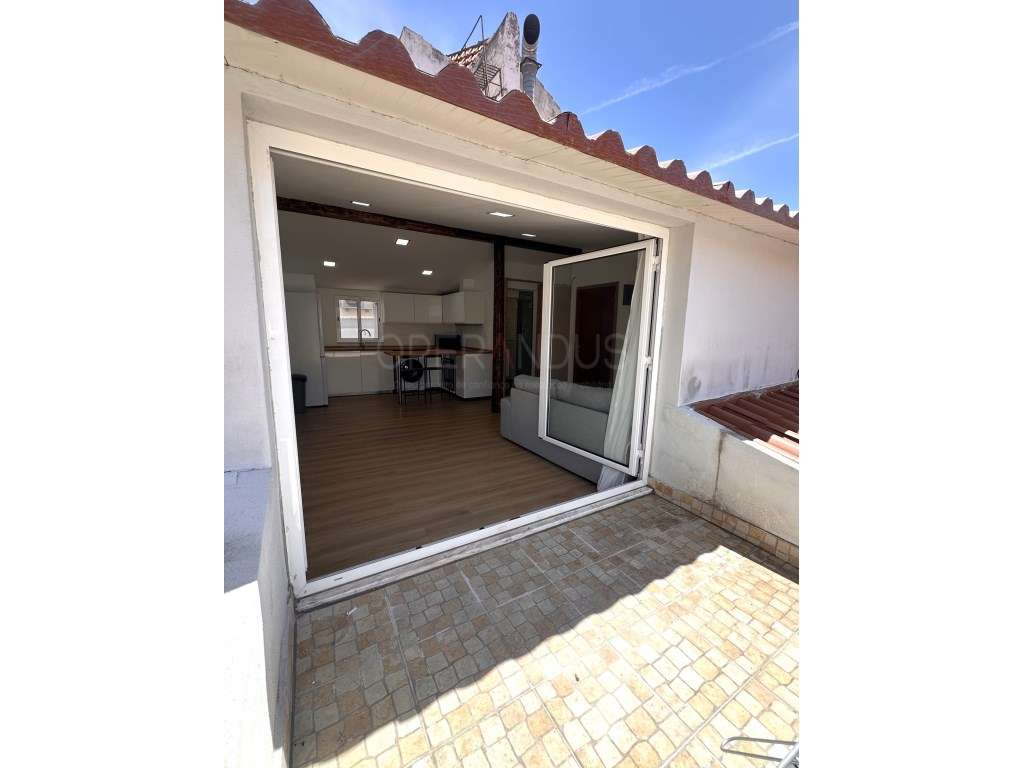 T2 Príncipe Real - Praça das Flores - Terraço-24