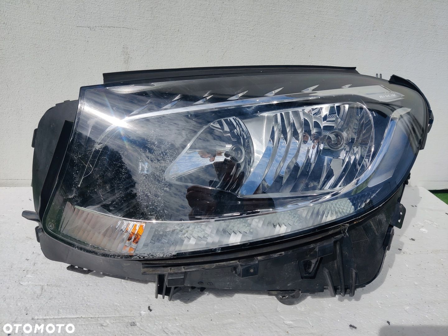 Lampa lewa Mercedes Glc - 1