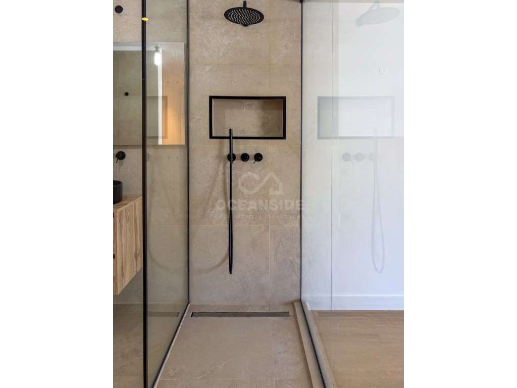 Apartamento T3 duplex - Estoril-53
