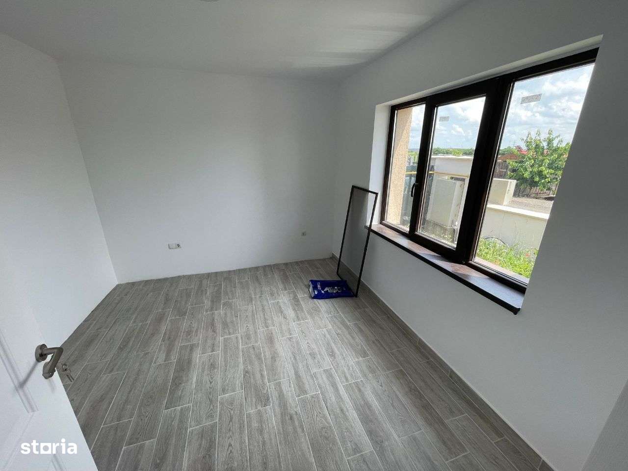 Casa noua cu 2 apartamente in Cart. Marcus / Capat Baritiu , Schimb ! - Imagine principală: 5/13