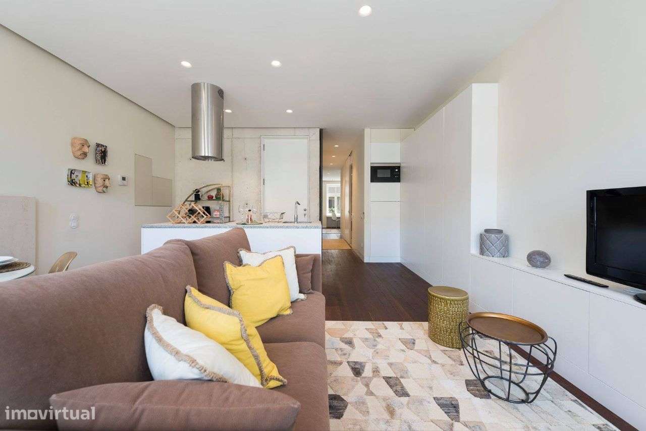 T1 Mobilado Praça dos Poveiros / Arrendamento Longa Duração - Grande imagem: 4/9