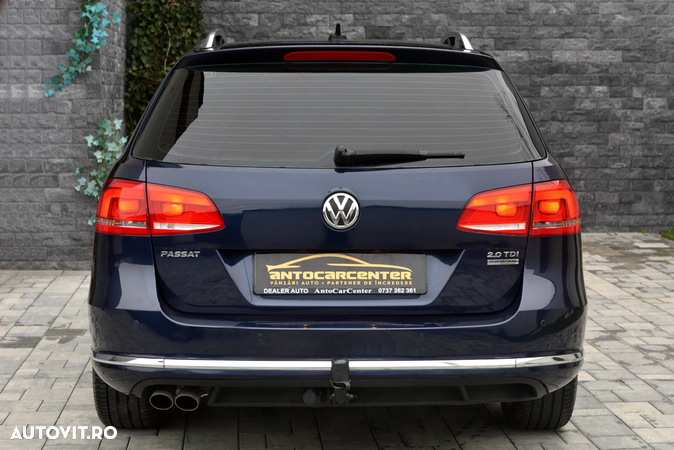 Volkswagen Passat Variant 2.0 TDI BlueMotion Technology DSG Highline - 5