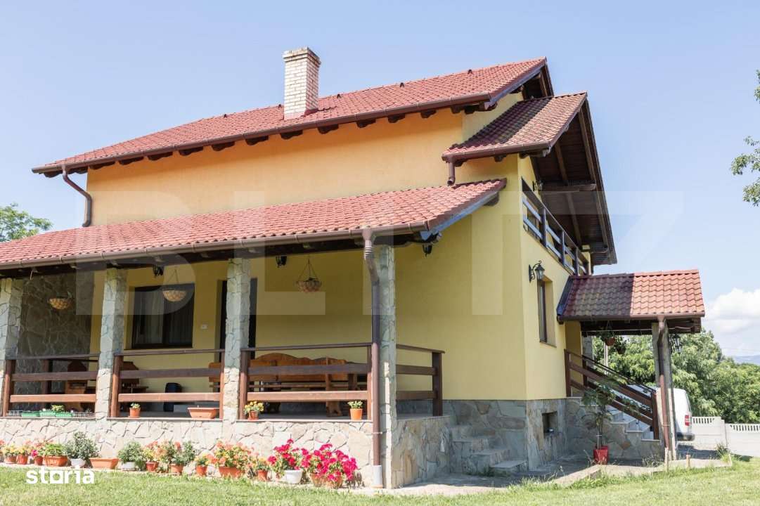 Casa de vanzare, cu 6 camere, 379 mp, zona Oarda de Sus - Imagine principală: 3/19