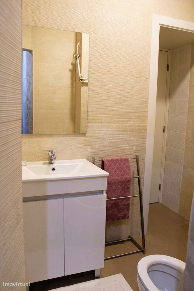 Prédio Renovado com 2 T2 – Excelente Rentabilidade na Baixa de Coimbra-10