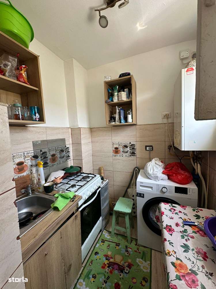 De vanzare 3 camere, etaj 3 , mobilat, 35000 e - Imagine principală: 2/11