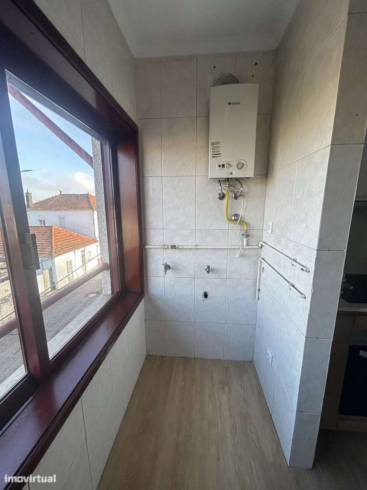 T2 Duplex renovado 142 m², varanda e sotão, Vila Nova de Gaia - Grande imagem: 5/19