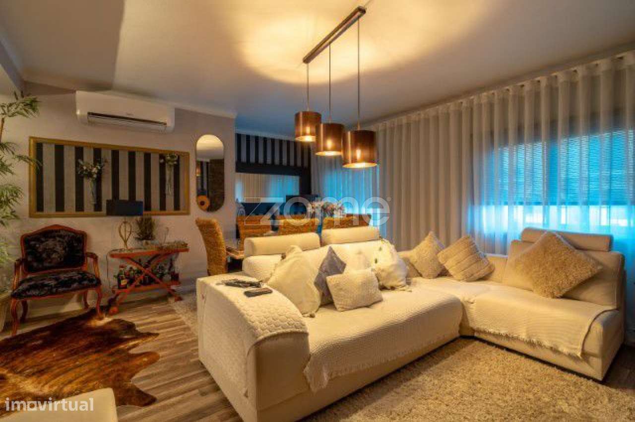 Moradia T3 com piscina na Quinta do Conde - Grande imagem: 4/24