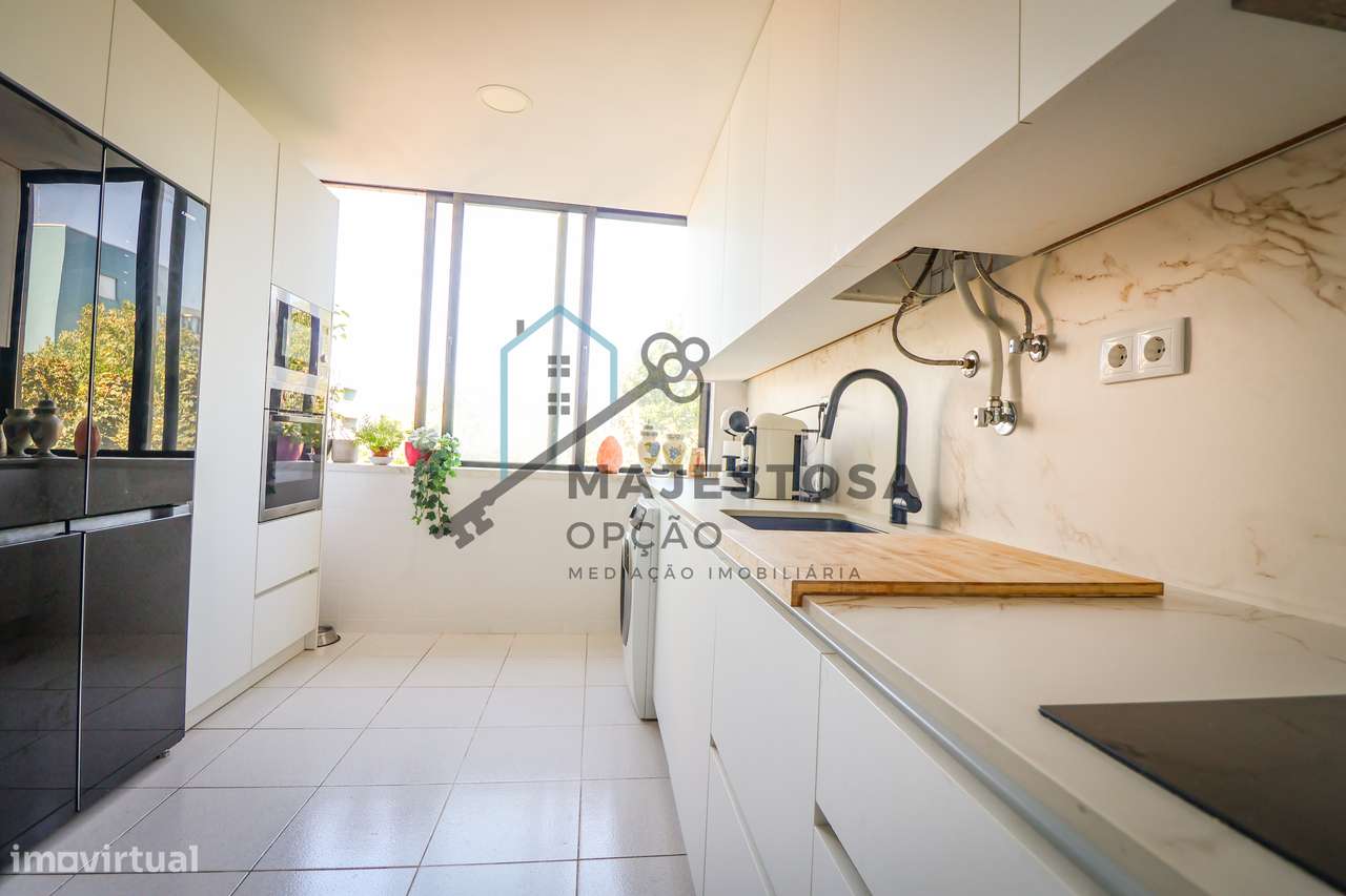 Apartamento T3 com Excelente Localização — São Vicente, Braga-5