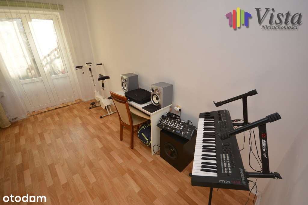 Bliźniak w spokojnym miejscu-3