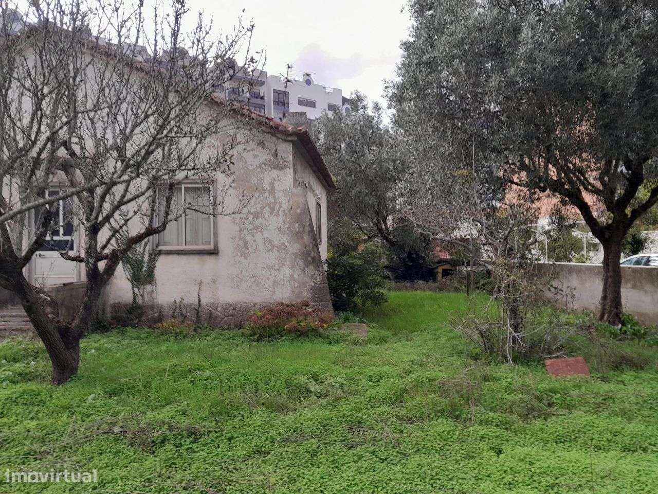 Moradia para reconstrução em Mem-Martins-9