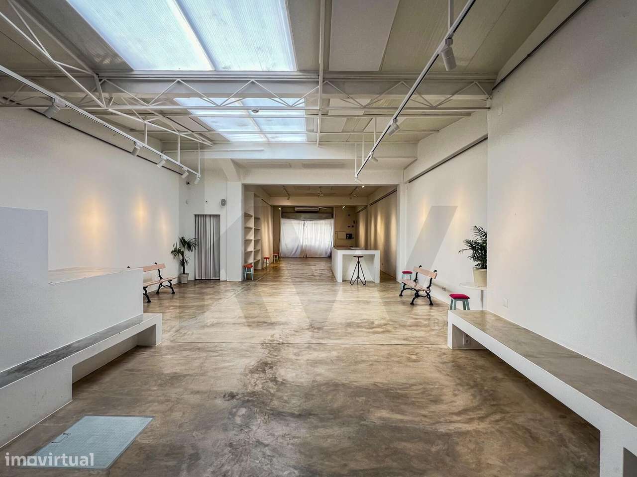 LOFT EXCLUSIVO NO CENTRO DE OLHÃO: Onde o Design encontra a Liberdade - Grande imagem: 4/19