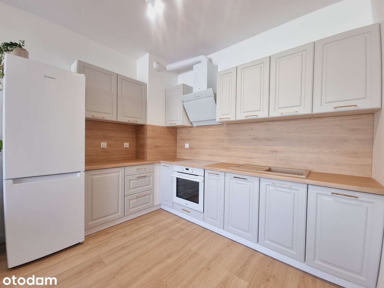 Od stycznia*Umeblowane*Parking*Balkon*2022r*Hala - Pełny obrazek: 4/19