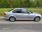 BMW Seria 3 320i - 2