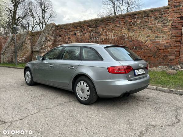 Audi A4 Avant 1.8 TFSI multitronic Ambiente - 8