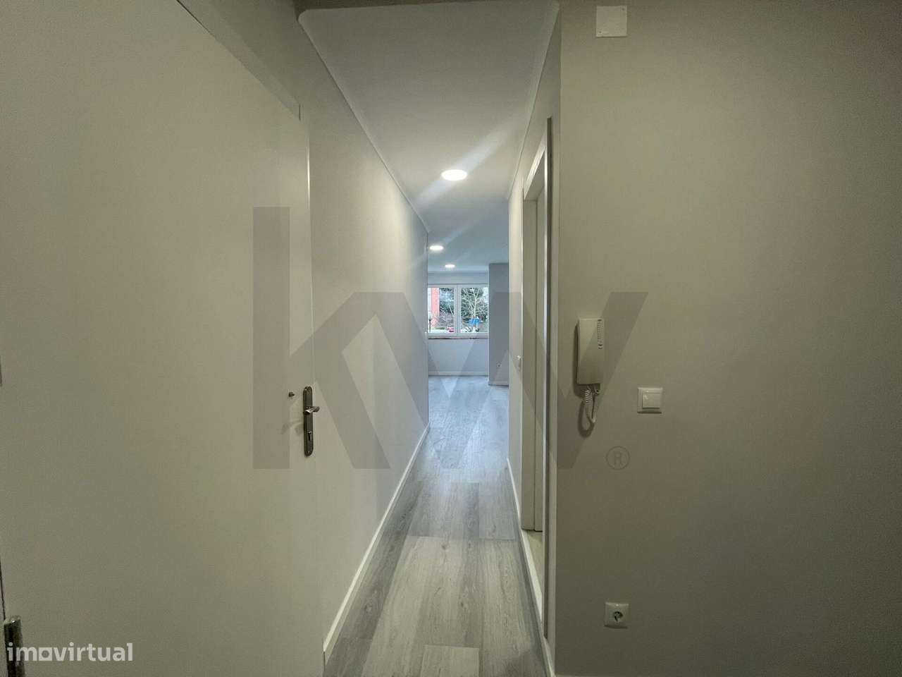 Apartamento T2 Venda - Totalmente Remodelado-9