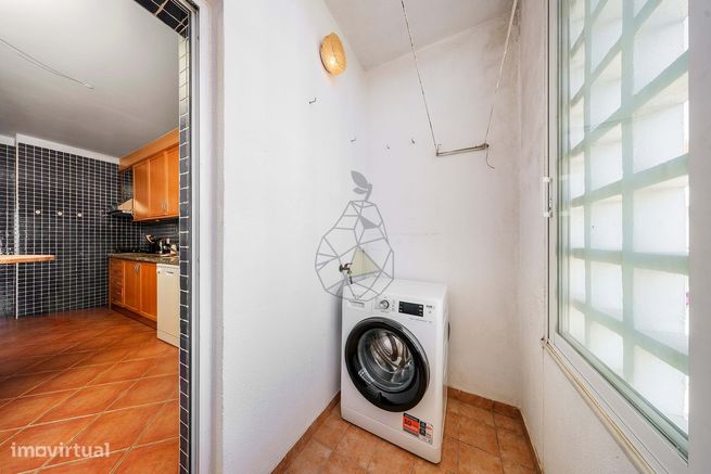 Apartamento com 1 Quarto  na Urbanização Horta da Raminha  em Portimão-23