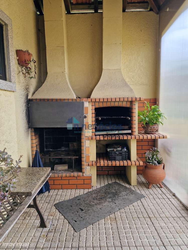 Moradia térrea - Bom estado de conservação-21