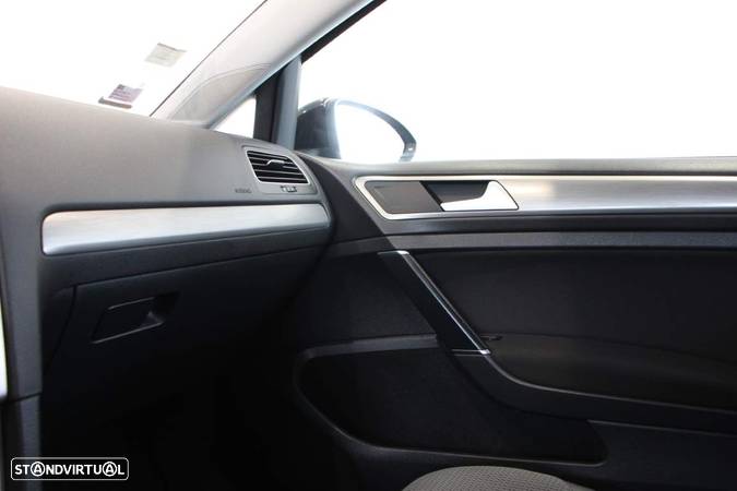 VW Golf Variant 1.6 TDi GPS Edition - 25