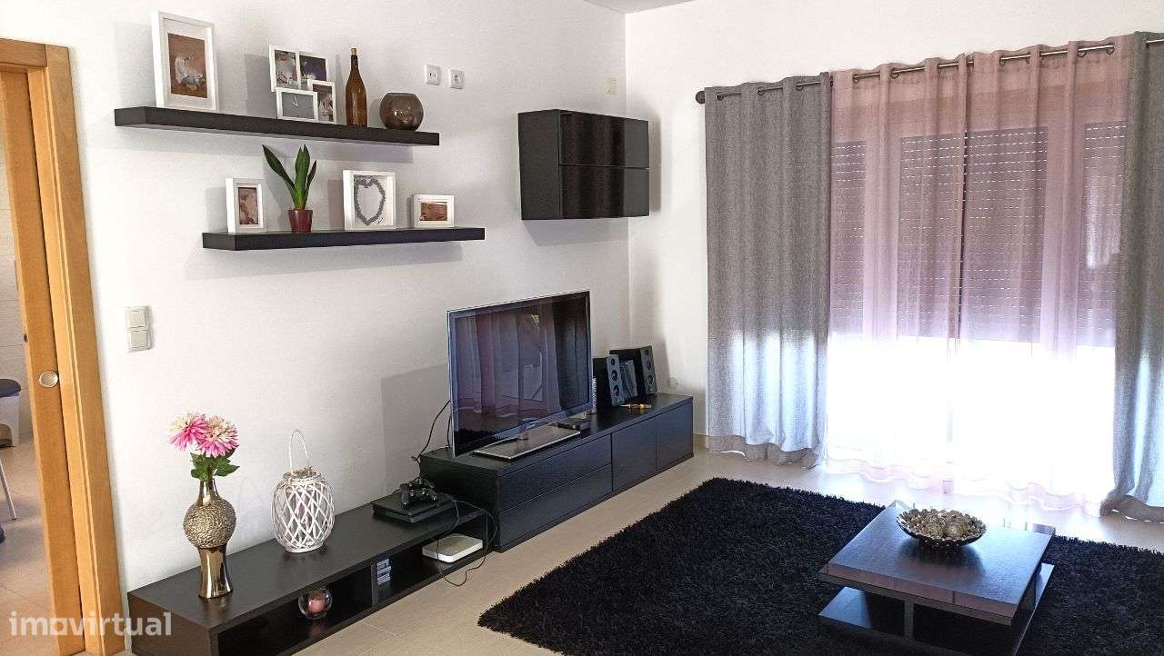 Moradia térrea isolada T4+1 | Piscina | Logradouro-7