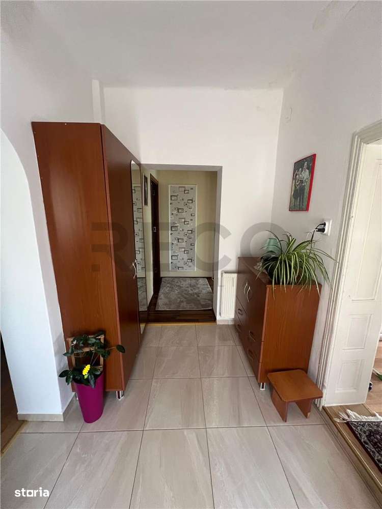 RECO Casa frumoasa la sosea SALARD - Imagine principală: 5/16