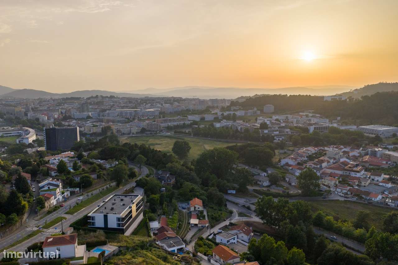 Elegante apartamento T3 em condomínio fechado na encosta do Bom Jesus-7
