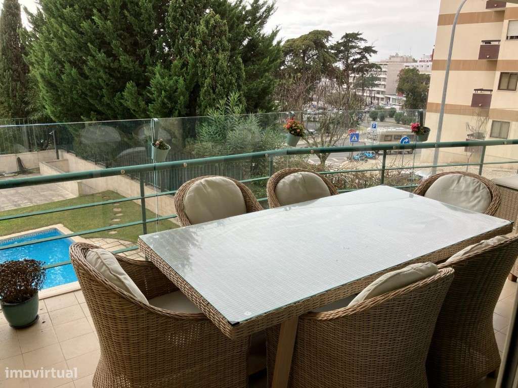 Magnifico T3 Condomínio Fechado. Piscina. Estoril - Grande imagem: 4/31