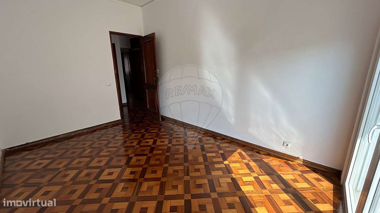 Apartamento T2 para arrendamento - Grande imagem: 4/21