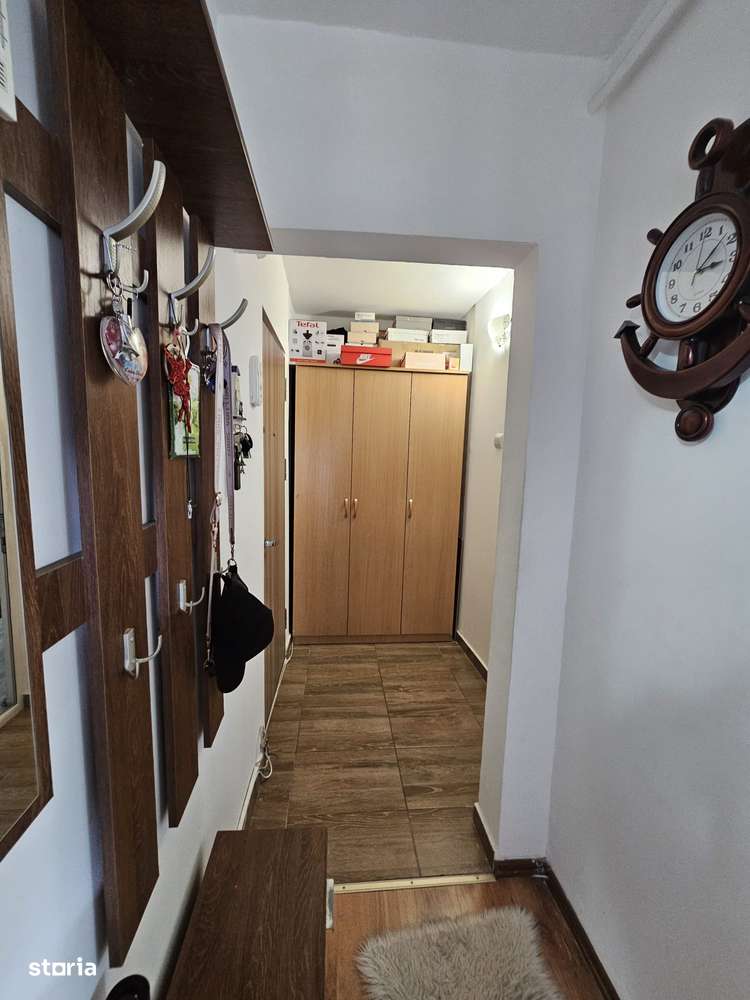 Apartament 3 camere etaj 2 central Mioveni - Imagine principală: 3/10