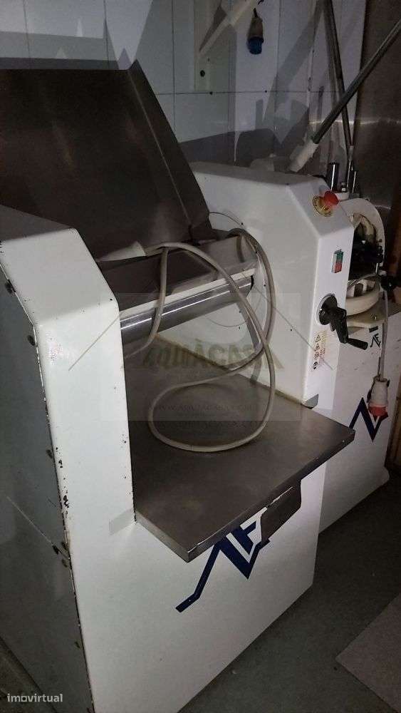 Cafe/restaurante Estabelecimento do ramo comercial-23