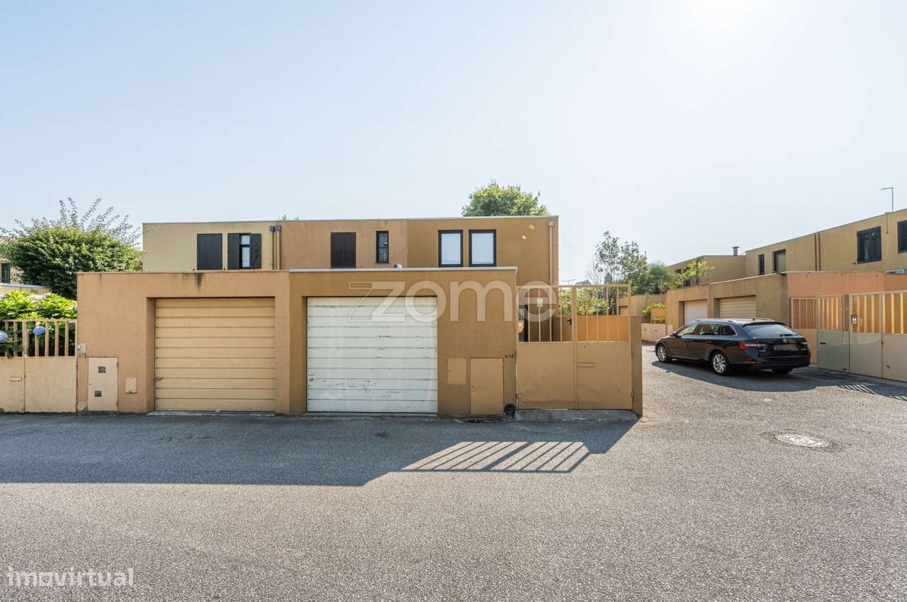 Moradia T4 para arrendamento - Senhora da Hora - Grande imagem: 2/37