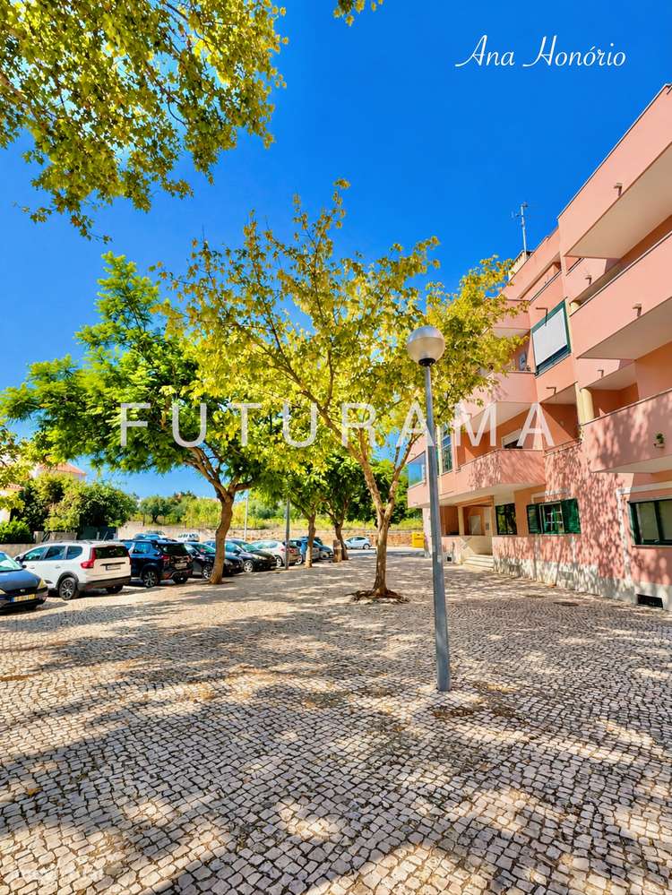 T2 Penthose Rodeada Terraços, Mjuita Luz e Vista de Mar - REMODELADO-35