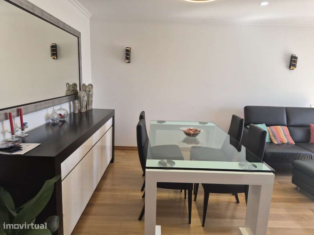 Magnífico T1 com 85 m² no Centro de Quarteira - A Passos da Praia-5