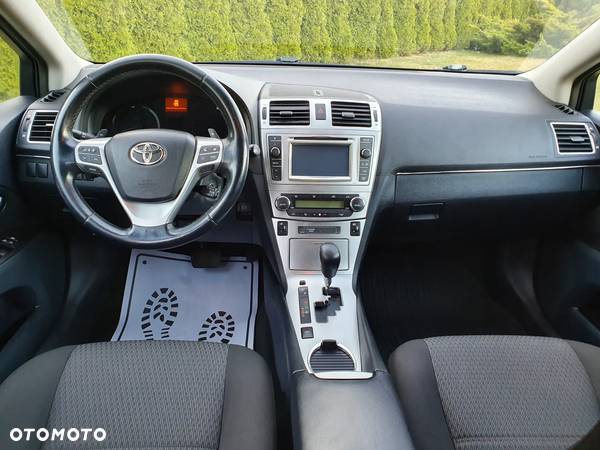 Toyota Avensis Combi 1.8 Multidrive S Executive - 10