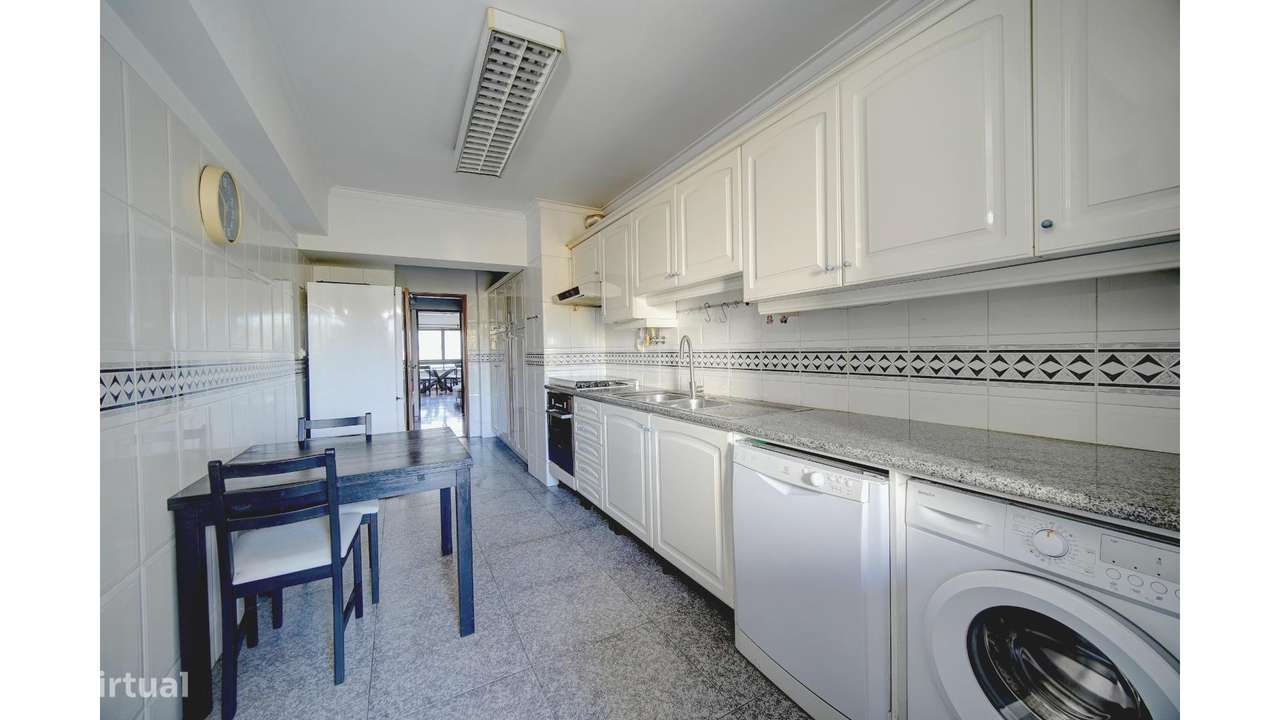 Apartamento T2 em Lisboa-6