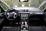 Ford S-Max 2.0 EcoBoost Titanium X - 32