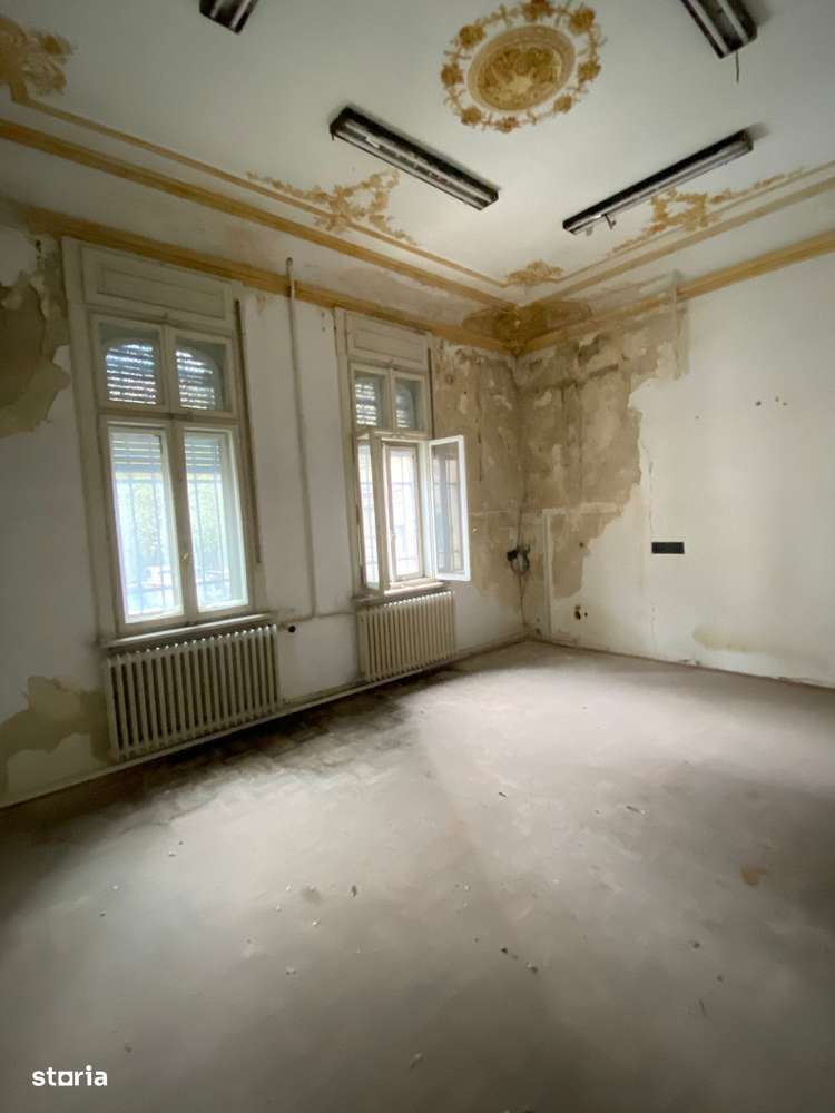 De Vanzare Vila Interbelica, 8-10 Camere, Romana - Zodiac-5