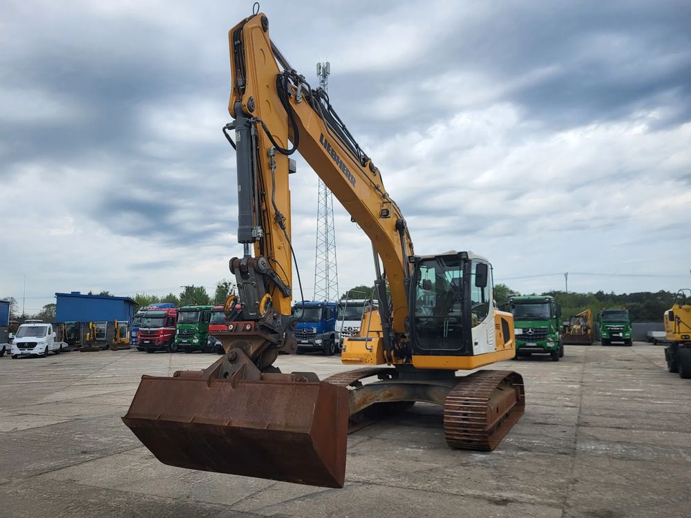Liebherr R 922 lc z niemiec 2019