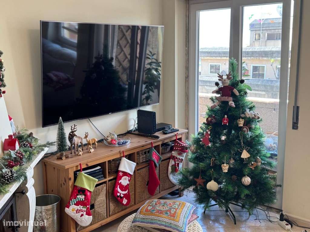 Apartamento T3 na Estrada Serra da Mira - Grande imagem: 3/30